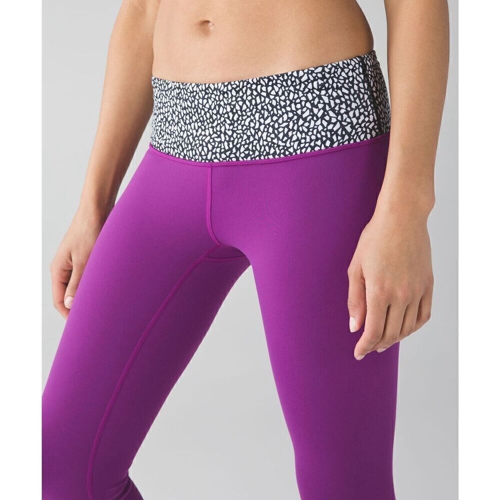 Women’s Lululemon‎ Sz 8 Wunder Under Leggings Black Regal Plum Miss Mosaic 25”